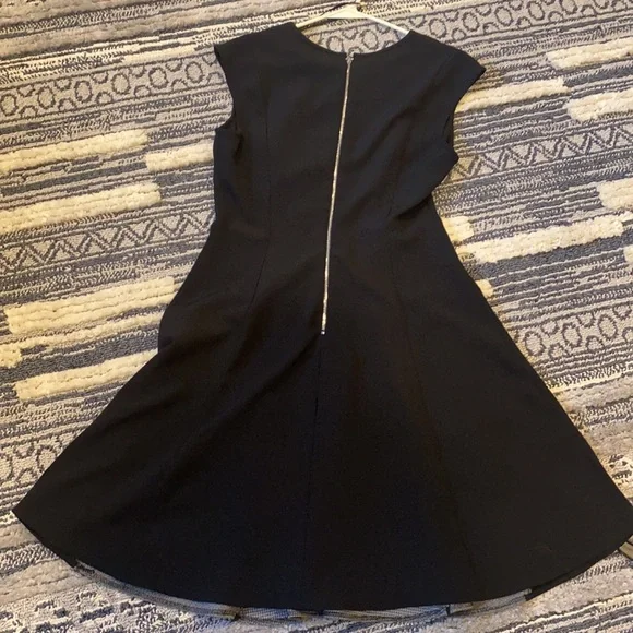 Used - Picture 2 of 2